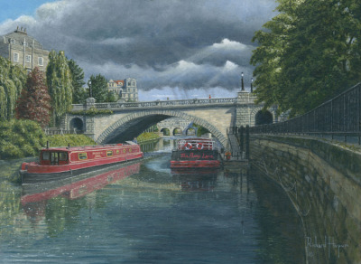 Escaping the Storm, North Parade Bridge, Bath